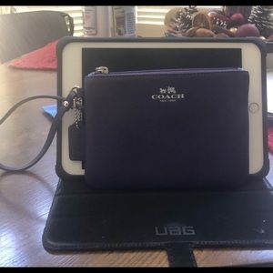 EUC Coach Wristlet - LIKE NEW